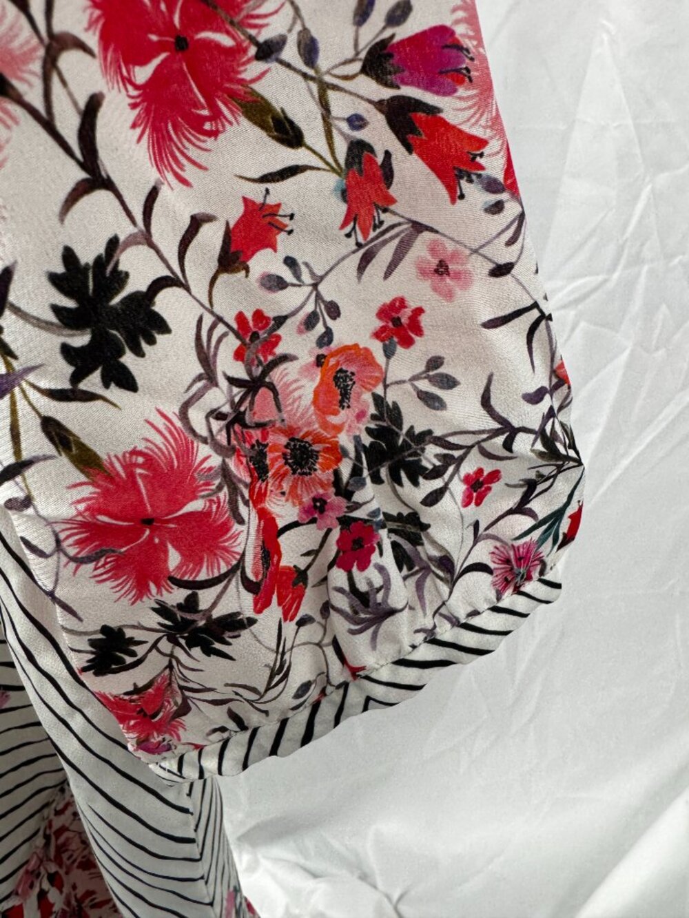 SALONI Silk Floral Button Front Knee Length Dress White, Black & Pink Sz 10 - Picture 5 of 16